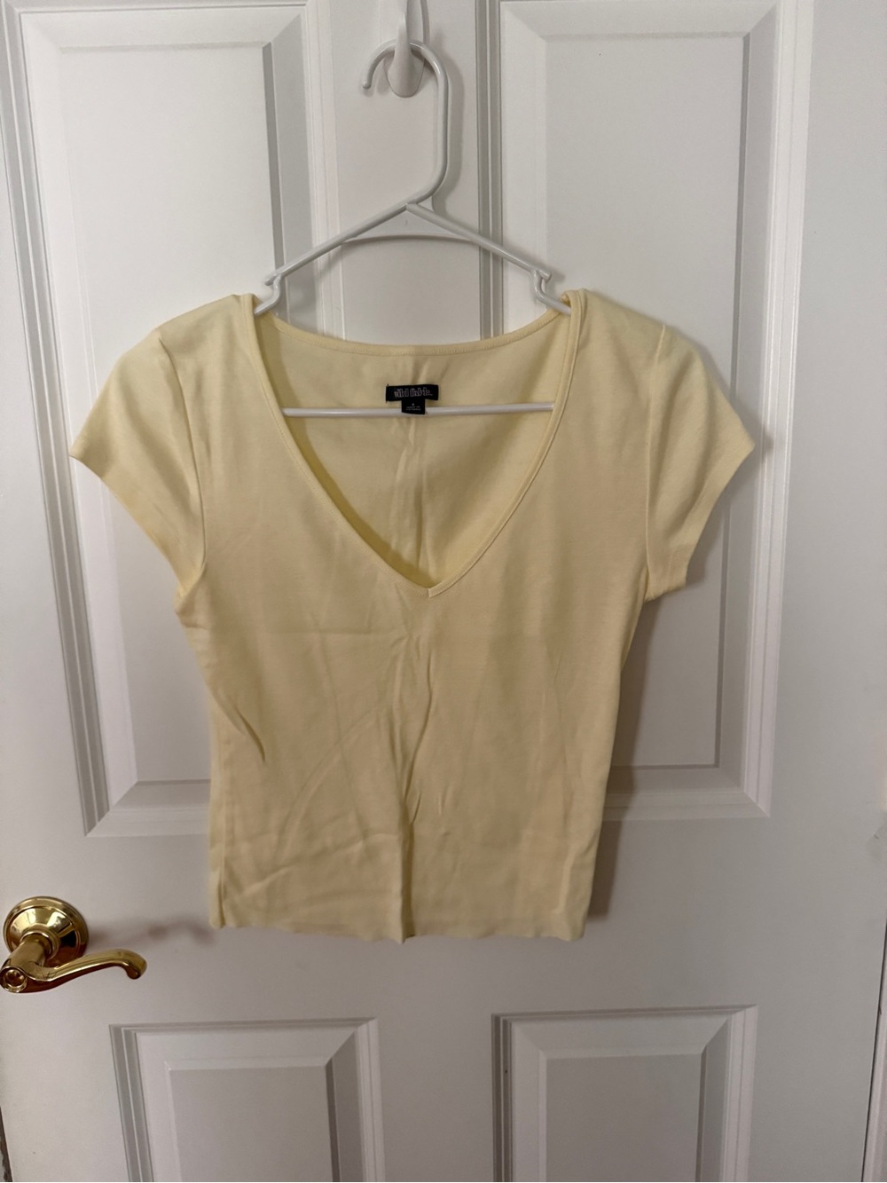 Angel V-Neck Short Sleeve Top in Pale Yellow